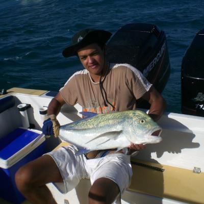 Vincent mit Blufin-Trevally
