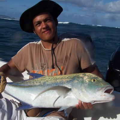 Vincent mit schönem Bluefin Trevally
