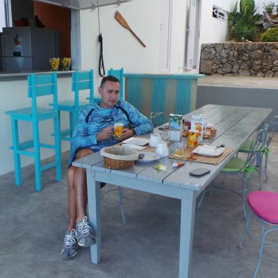 Fruehstück im Guesthouse Le Giraudiere